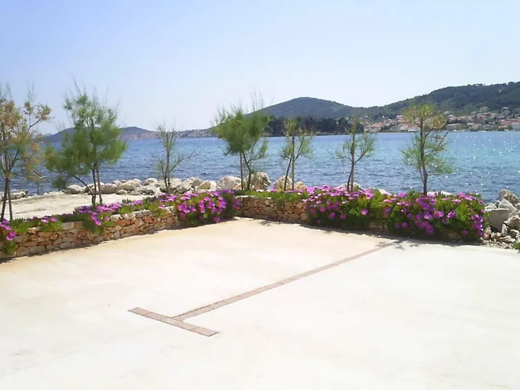 Beach Apartment M & B Poljana  0*, Poljana (Ugljan) Croatia