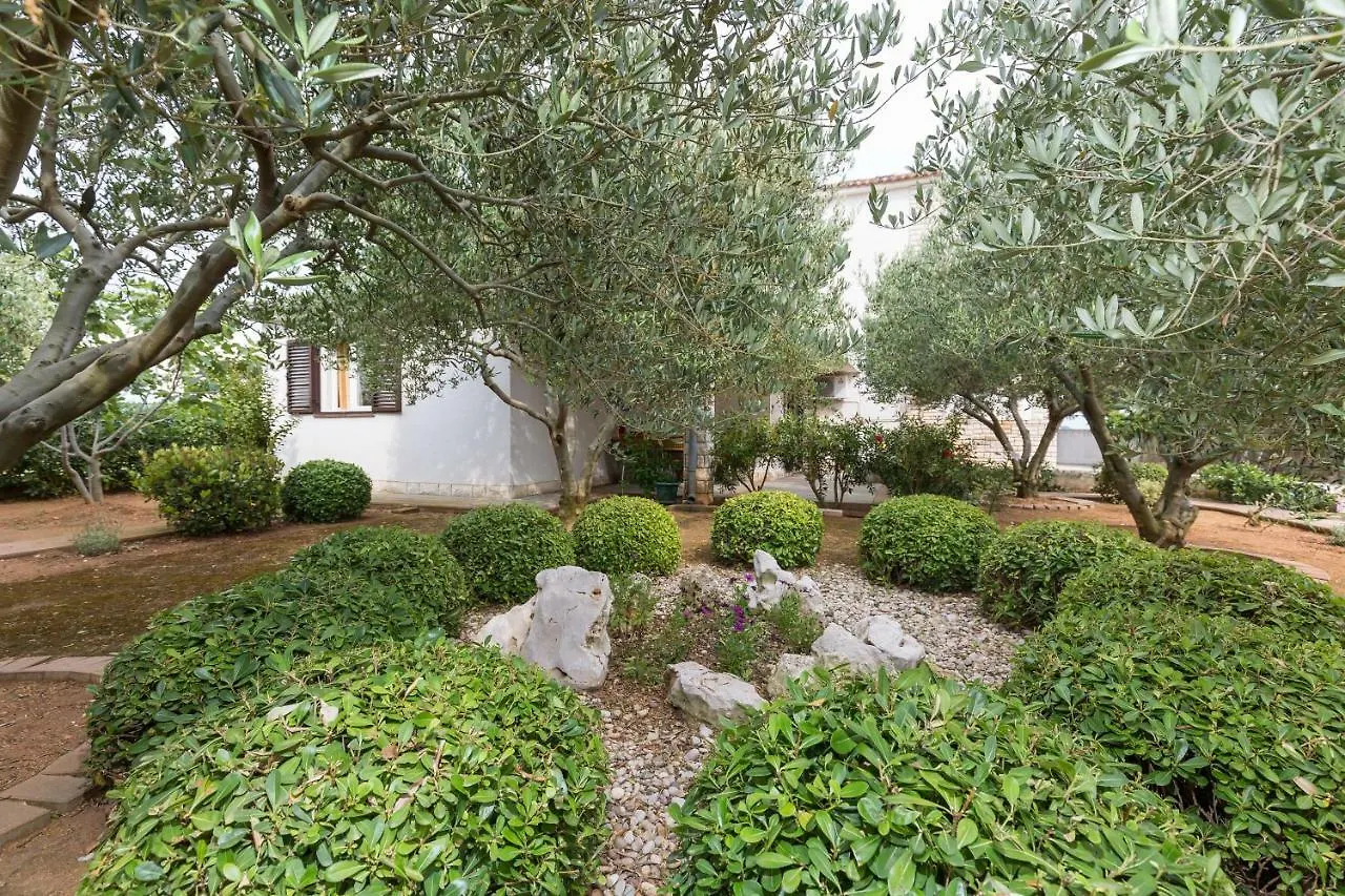 Beach Apartment M & B Poljana  0*, Poljana (Ugljan) Croatia