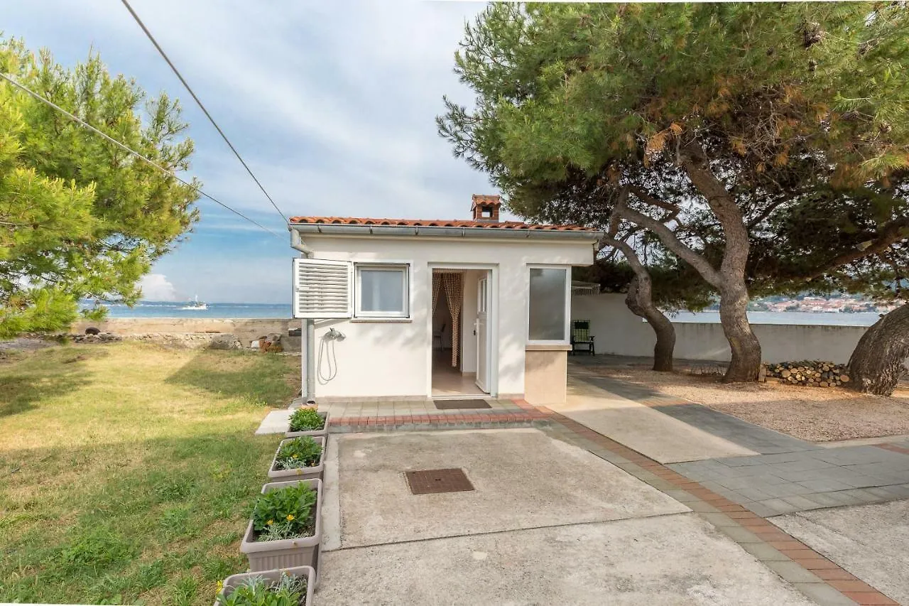 Beach Apartment M & B Poljana