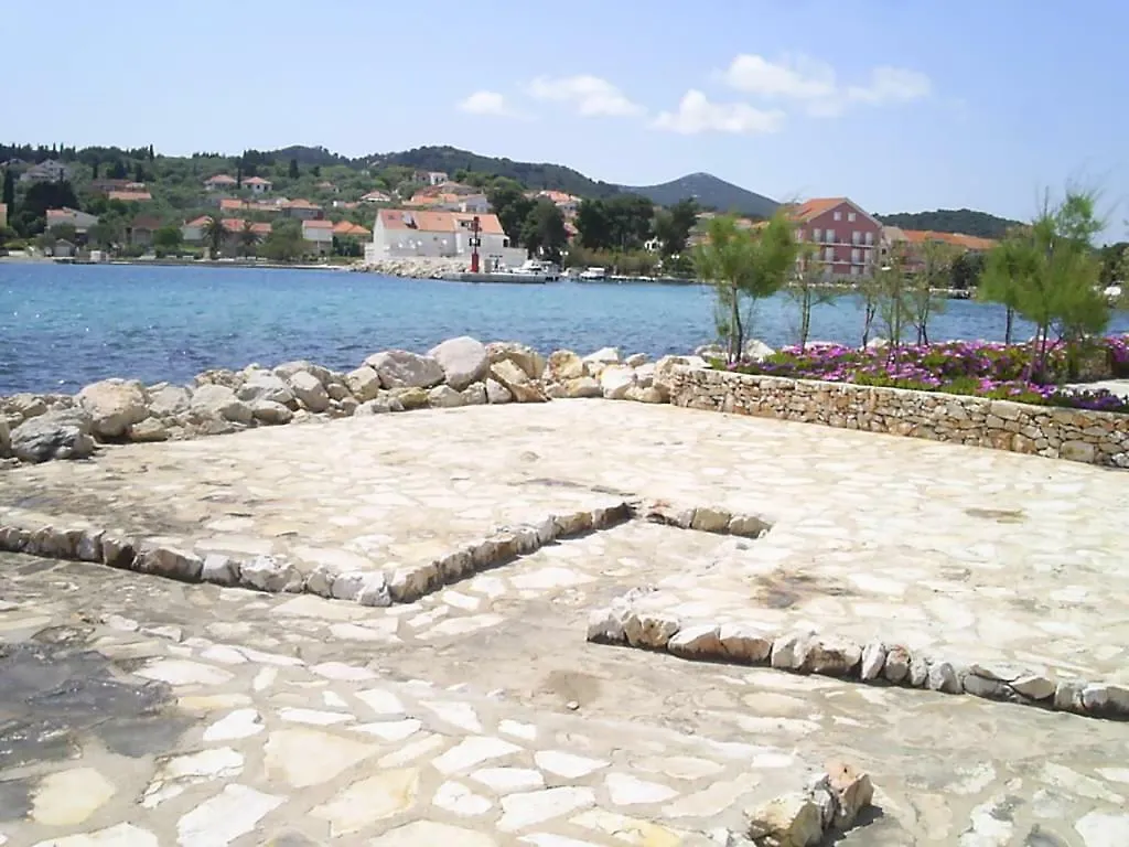 Beach Apartment M & B Poljana