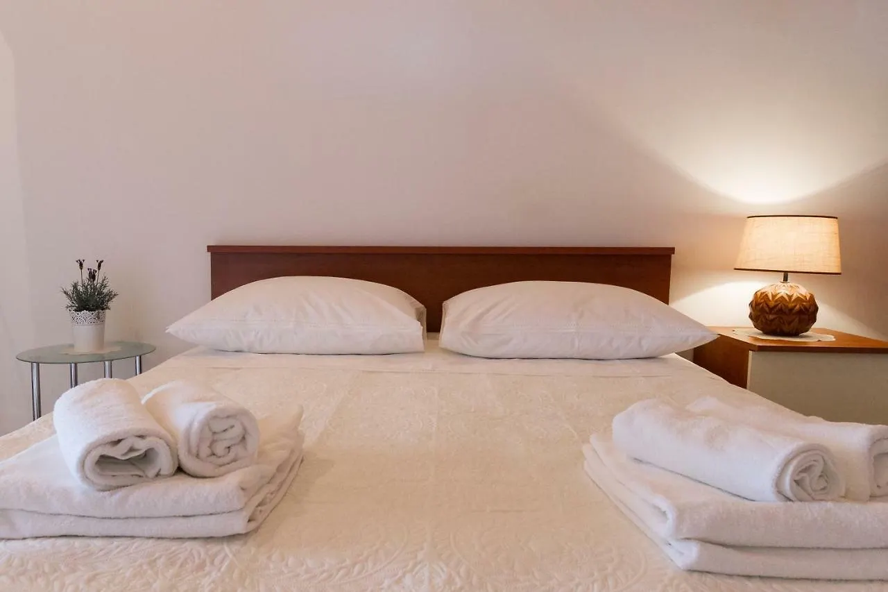 Beach Apartment M & B Poljana